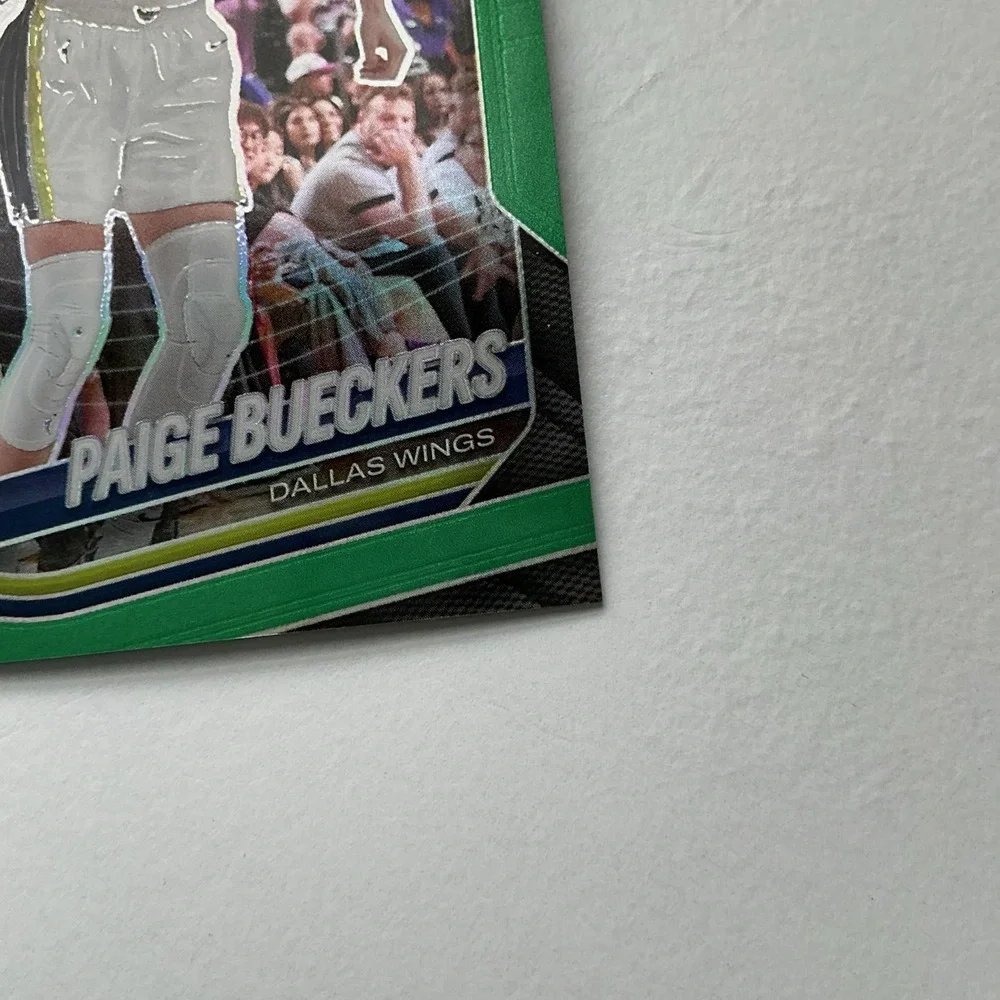2025 Prizm WNBA - Paige Bueckers Green Prizm RC #5 Dallas Wings